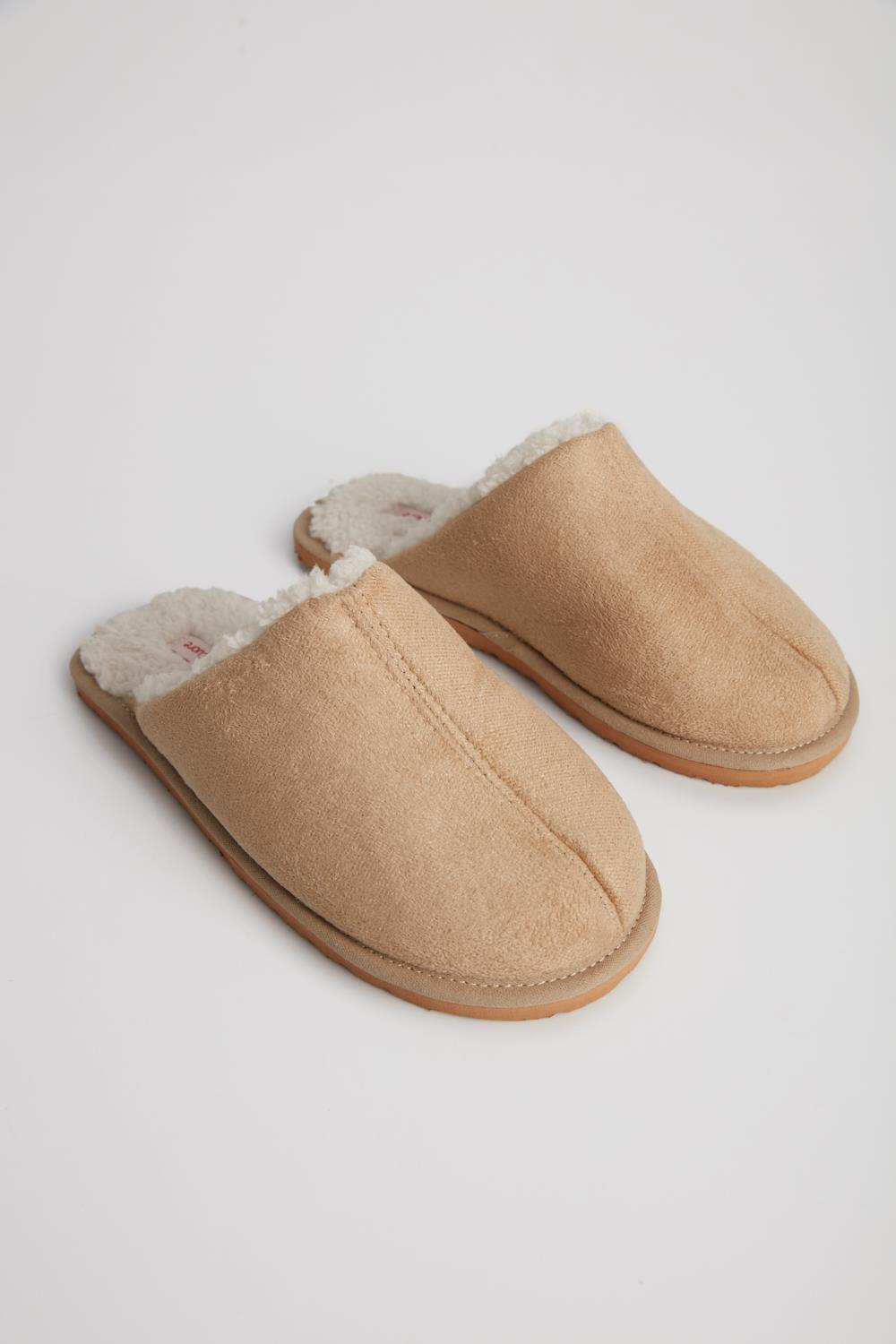 pantufla gamuza