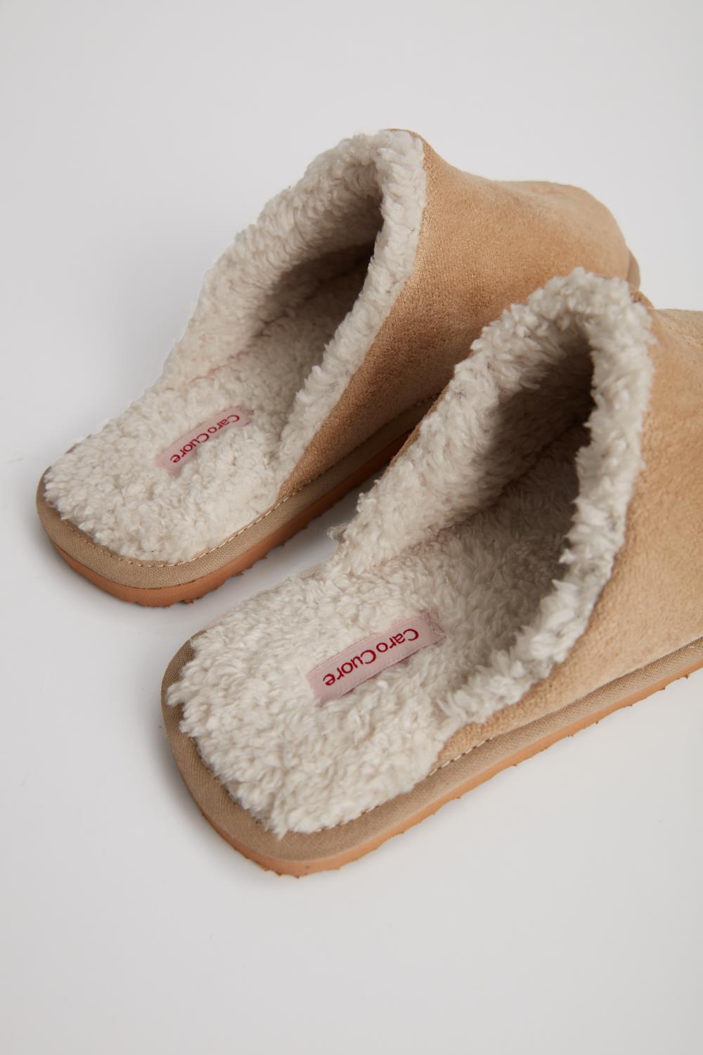 pantufla gamuza