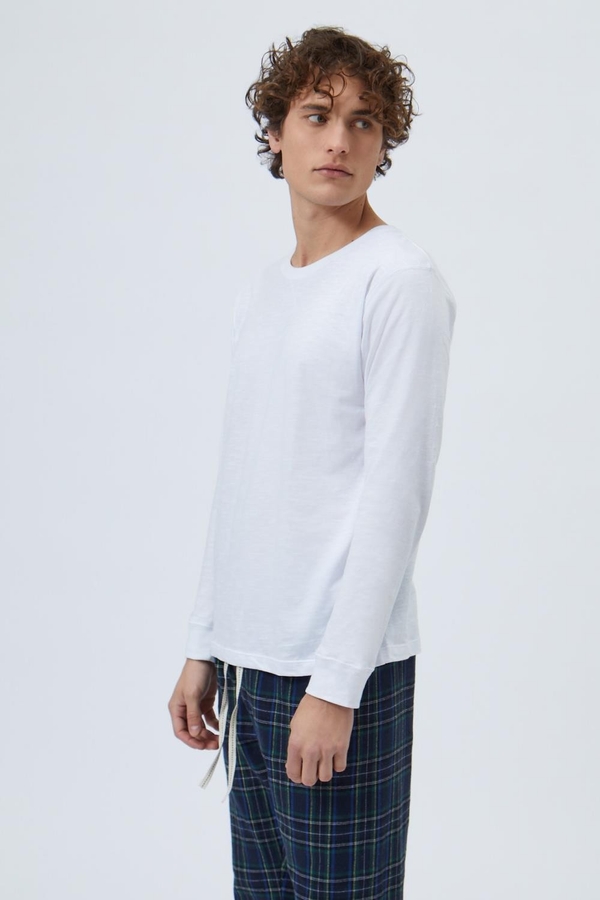 remera raised