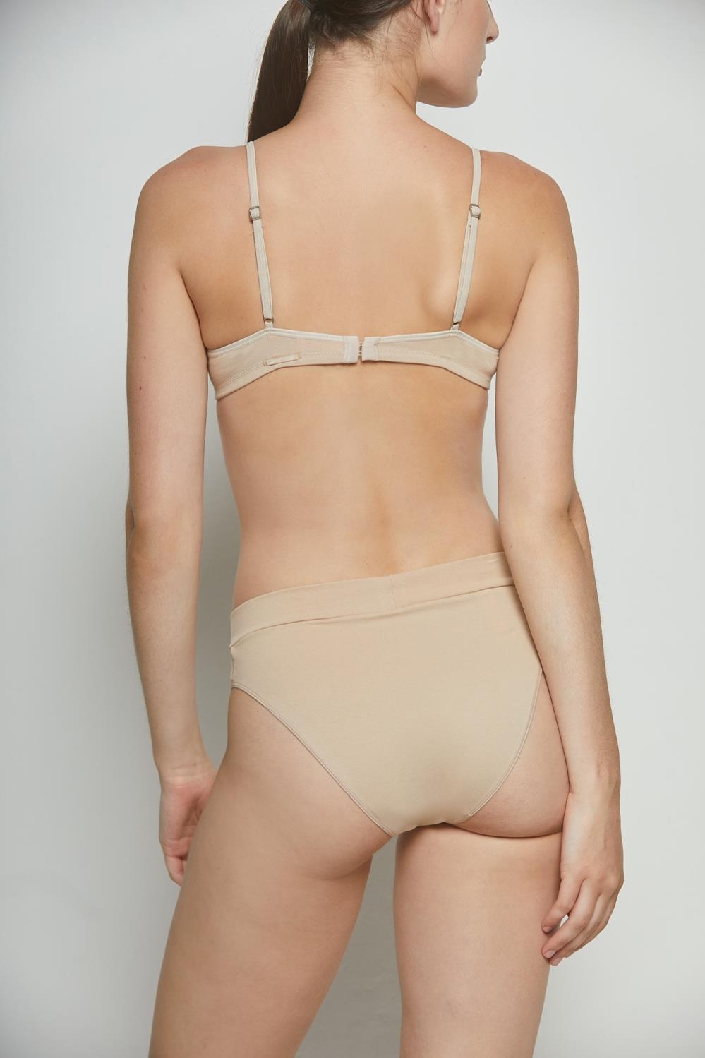 Vedetina Clasica Alta Cotton