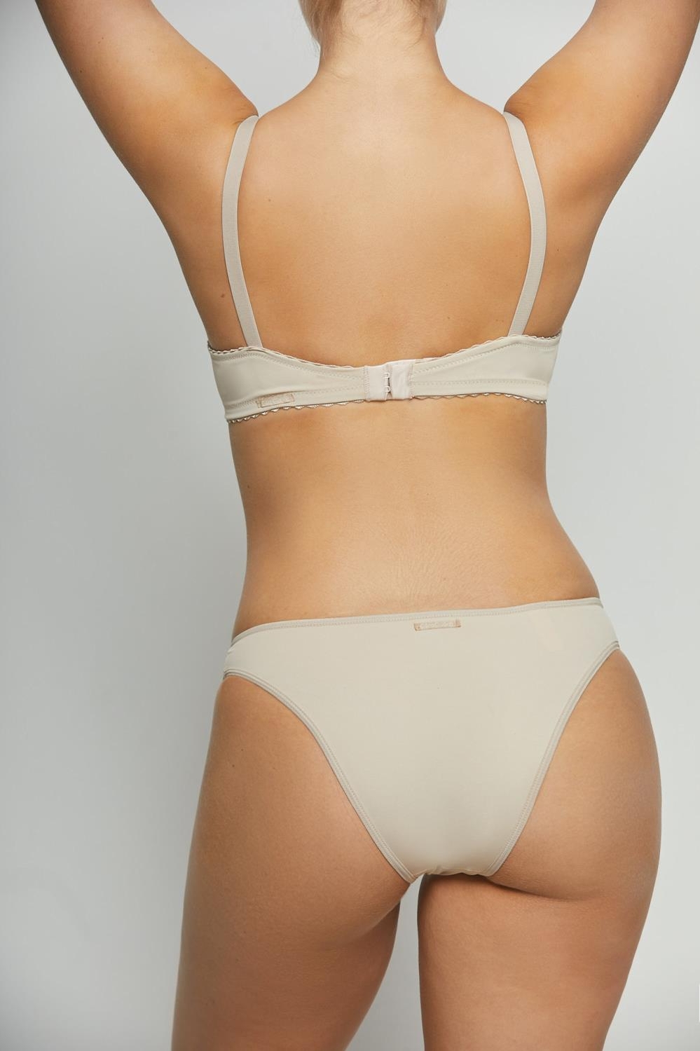 vedetina clasica tricot