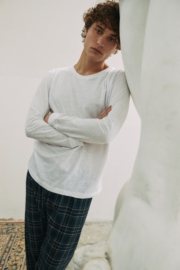 remera raised