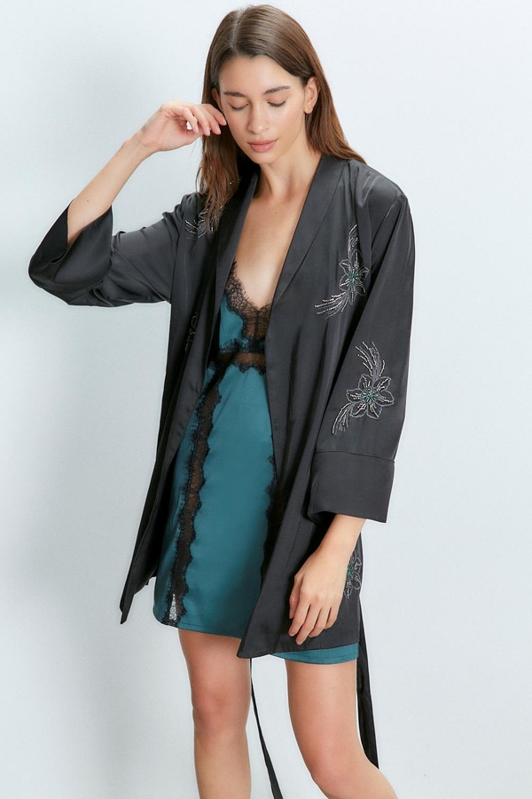 kimono queen